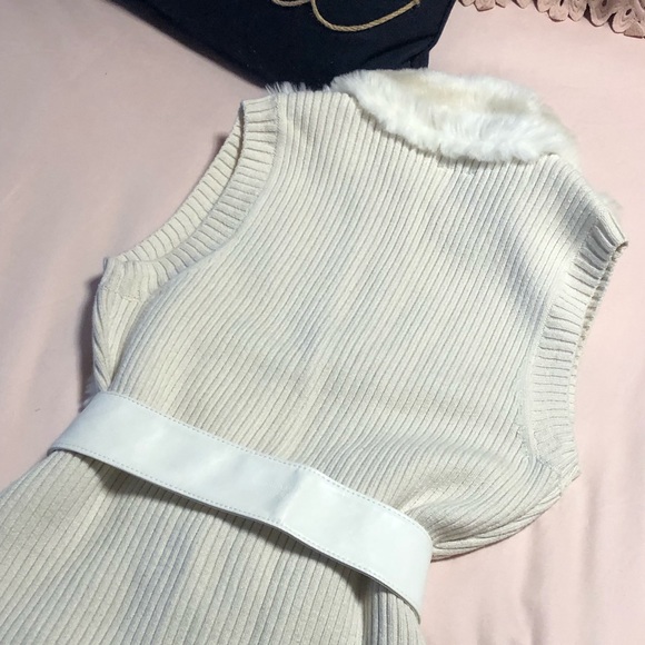 Guess? Faux Fur Cream Vest XS - Picture 4 of 11